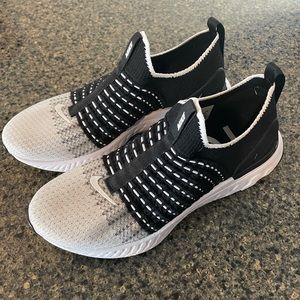 Nike React Phantom Run Flynit 2 NWOT